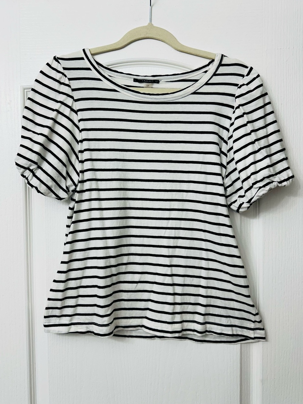 Tahari Black & White Striped Puff Sleeve Tee